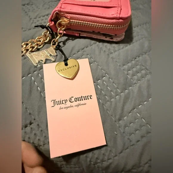 Juicy Couture Pink Wallet with Gold Accents - Picture 7 of 9